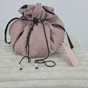 BAGSMART Blush Quilted Drawstring Cosmetic Bag